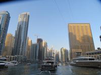 wir chartern eine Yacht in der Dubai Marina