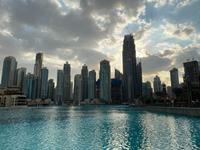 Am Burj Khalifa, vor der Dubai Mall