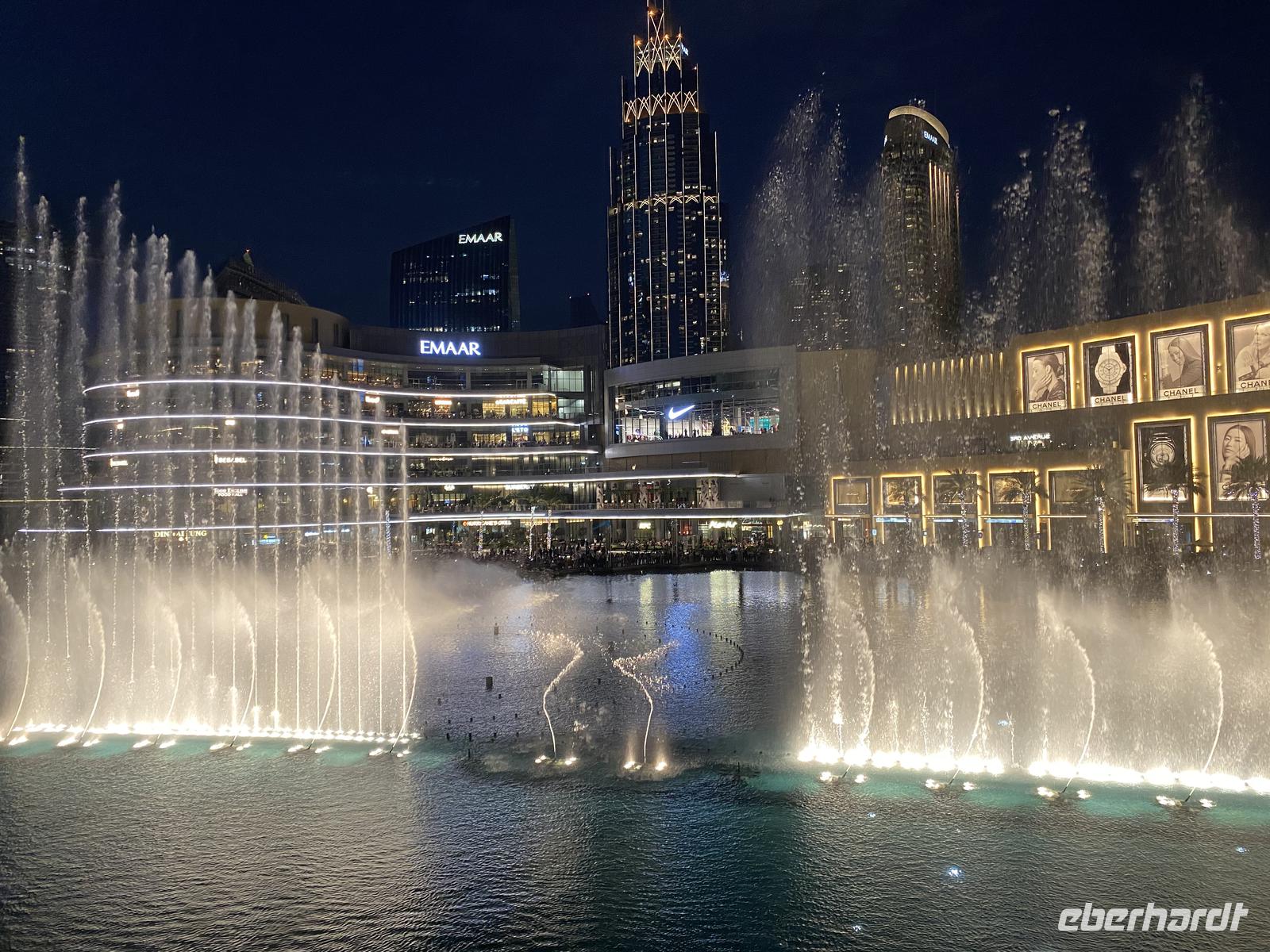 Wasserspiele am Burj Khalifa