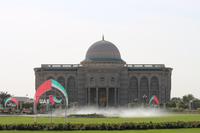 Sharjah - Bibliothek am Koran-Kreisverkehr