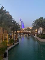 Blick auf das Burj Al Arab vom Madinat Souk