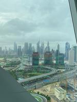 Blick auf das Moderne Dubai vom Dubai Frame