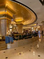 Teestunde im Emirates Palace Hotel in Abu Dhabi