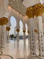 Große Mosche von Abu Dhabi - Scheich-Zayid-Moschee