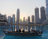 Die Abras sind die Wassertaxis von Dubai