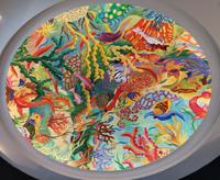 Eine der vielen bemalten Kuppeln im Foyer des Atlantis Hotels, Dubai