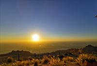 Sonnenuntergang über Al Ain auf dem Jebel Hafeet, Abu Dhabi