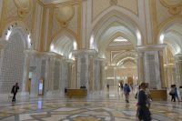 im Präsidentenpalast Qasr al Watan