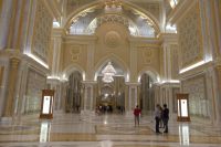 im Präsidentenpalast Qasr al Watan