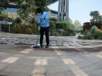 Der Boden wird gekehrt 