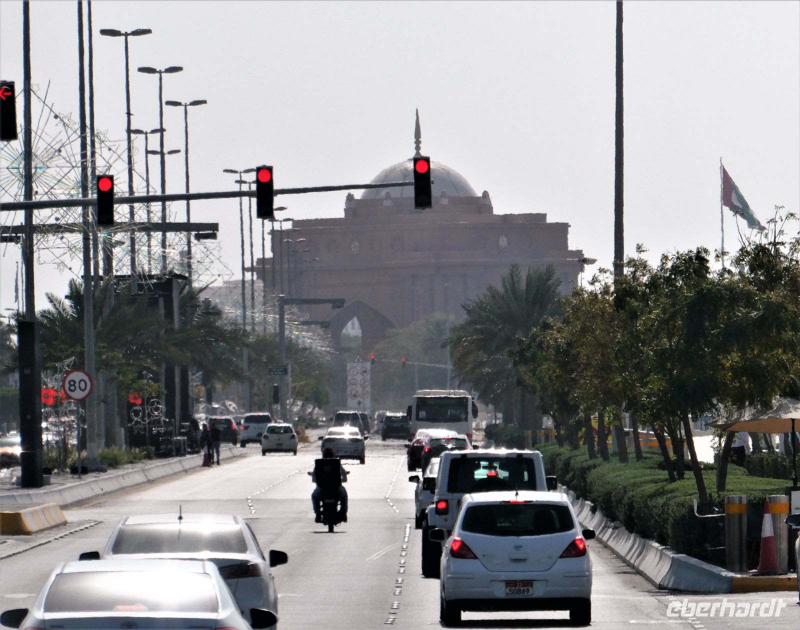 Fahrt zum Palastbezirk