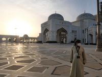 vor dem Präsidentenpalast 