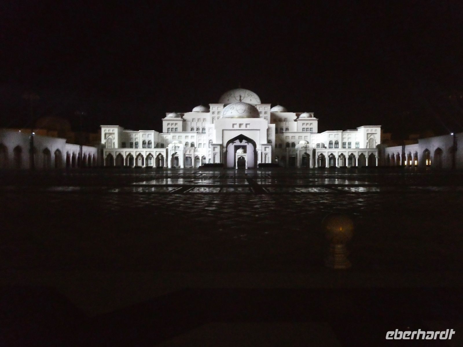 weiße Pracht in der Nacht