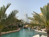 22E81F5B-D182-4488-936D-F32D394BDFCA