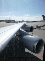 Triebwerke von Rolls-Royce bringen uns in knapp 6 Stunden an den persischen Golf 