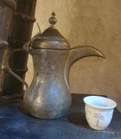 Kaffeekanne und Tässchen, Kaffeemuseum