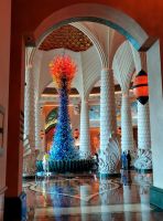 Der Brunnen im Foyer des Atlantis Hotel ist eine Kreation aus echtem Glas