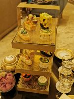 Wir schlemmen im Emirates Palace Hotel in Abu Dhabi. 