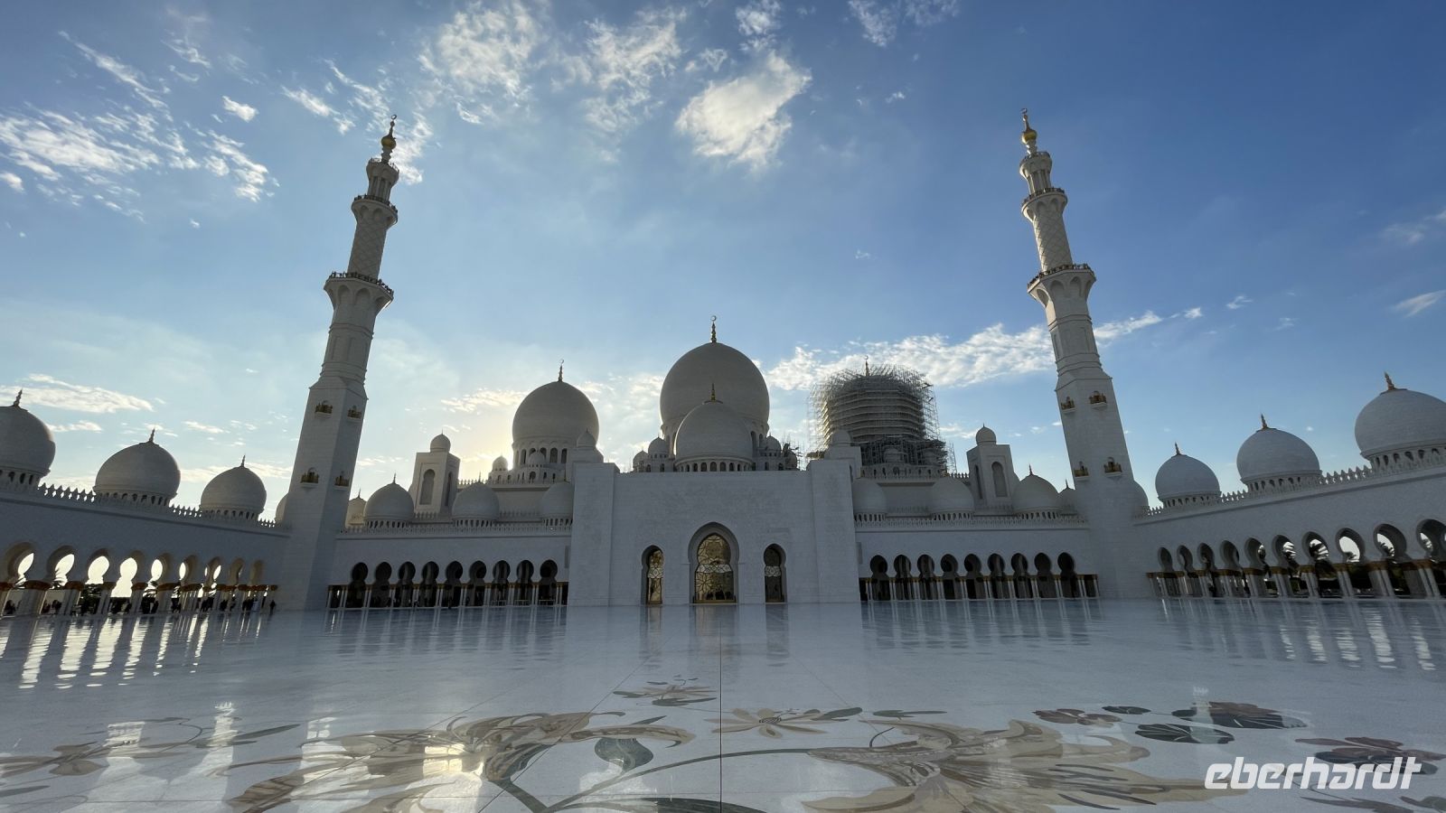 Abu Dhabi Stadtrundfahrt - Scheich-Zayid-Moschee