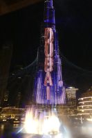 Dubai Fountains mit Burj Khalifa