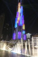 Dubai Fountains mit Burj Khalifa