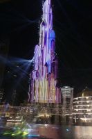 Dubai Fountains mit Burj Khalifa