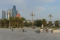 Präsidentenpalast Qasr Al Watan...Blick zu den Etihad Towers