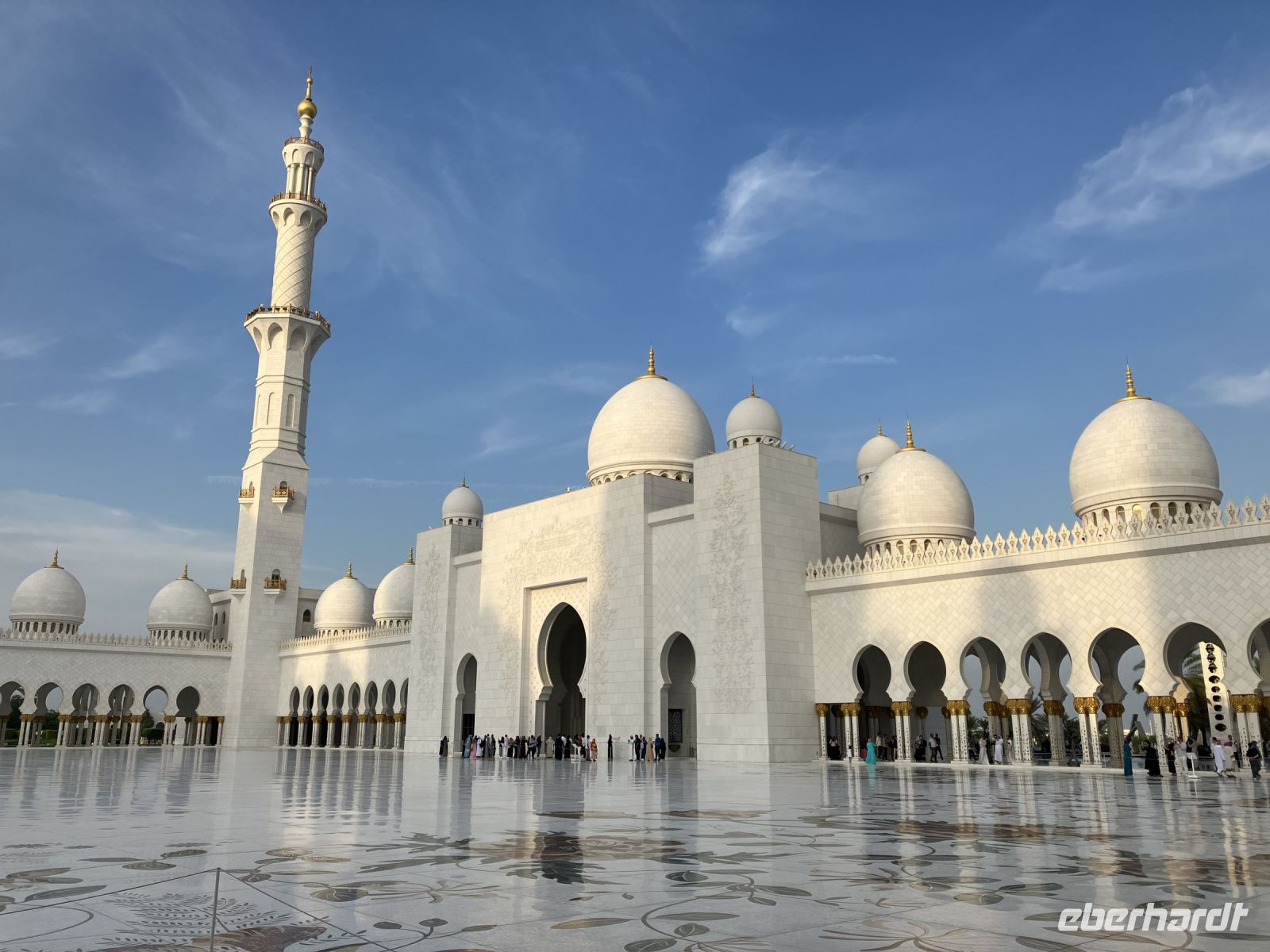Innenhof Sheik Zayed Grand Moschee