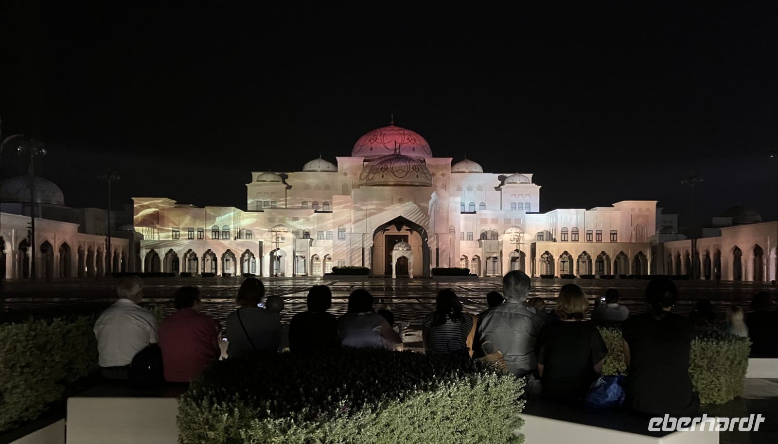 Lichtshow am Präsidentenpalast Abu Dhabi