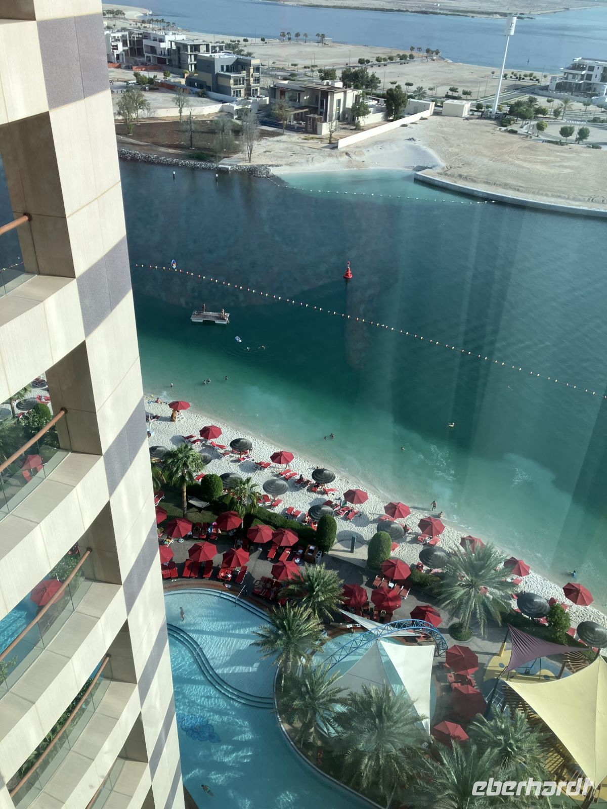 Blick aus dem Hotelfenster in Abu Dhabi, des Khalidiya Palace Rayhaan Rotana