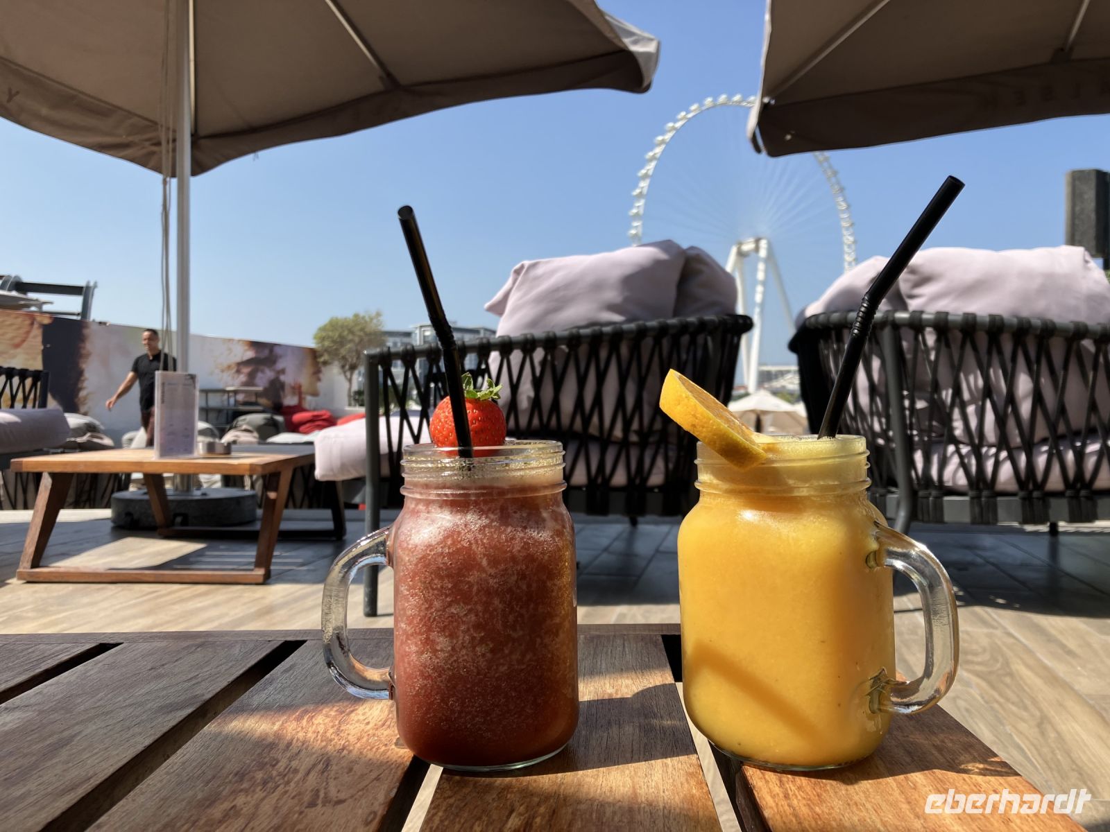 alkoholfreie Cocktails in der Strandbar Dubai 