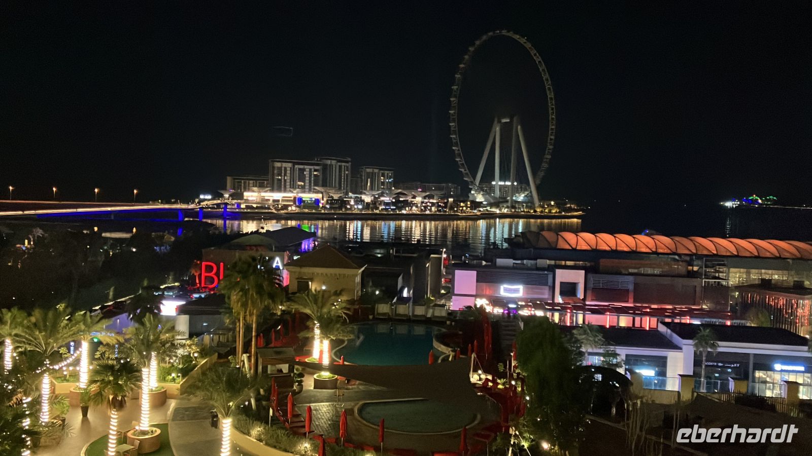 Blick vom Hotelzimmer Amwaj Rotana Jumeirah Beach