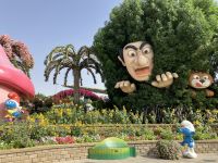 Dubai, Miracle Garden, zu Besuch bei den Schlümpfen
