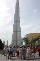 IMG_8935_Burj Khalifa ohne Spitze, aber mit Reisegruppe