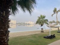 Strandpromenade, Traders Hotel