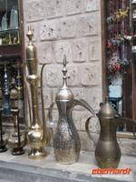 Dubai - Arabische Kaffeekannen