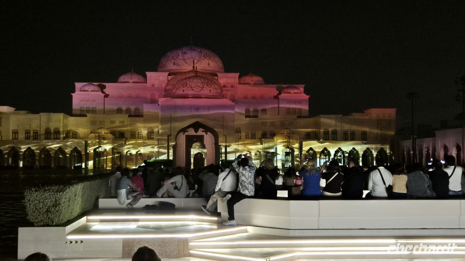 Show Palace in Motion am Präsidentenpalast