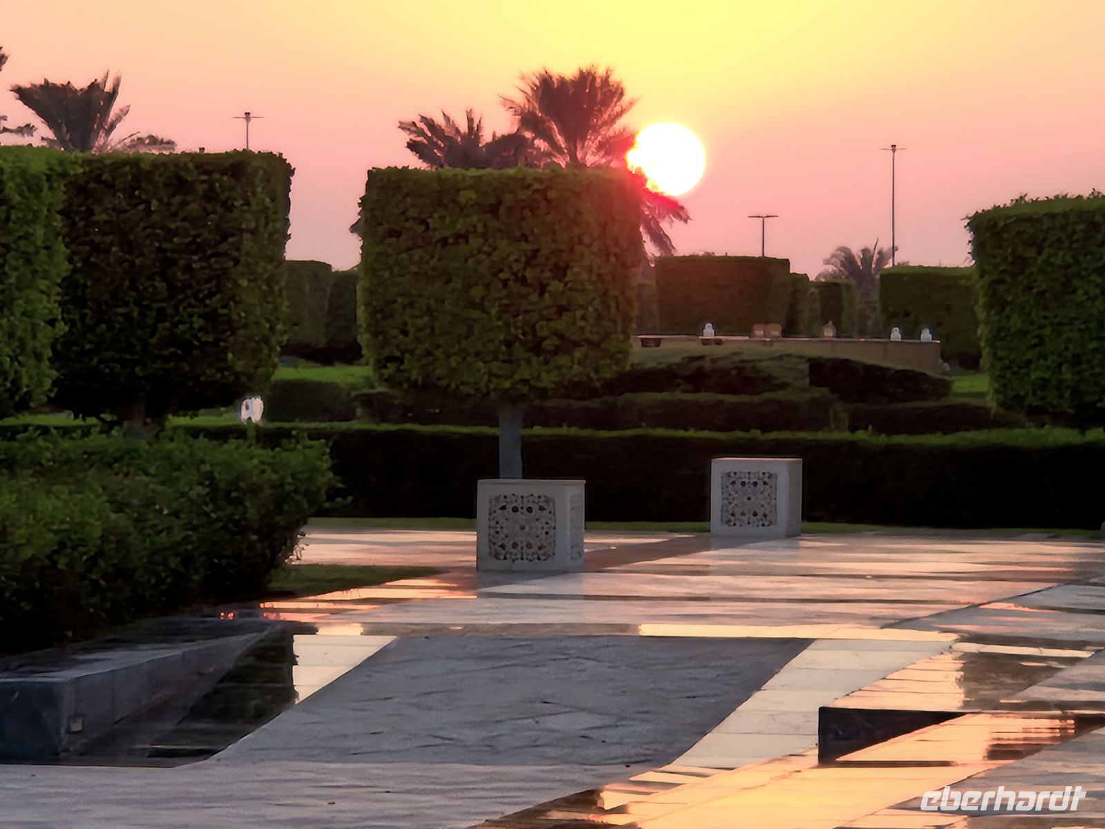 Sonnenuntergang an der Freitagsmoschee Abu Dhabi