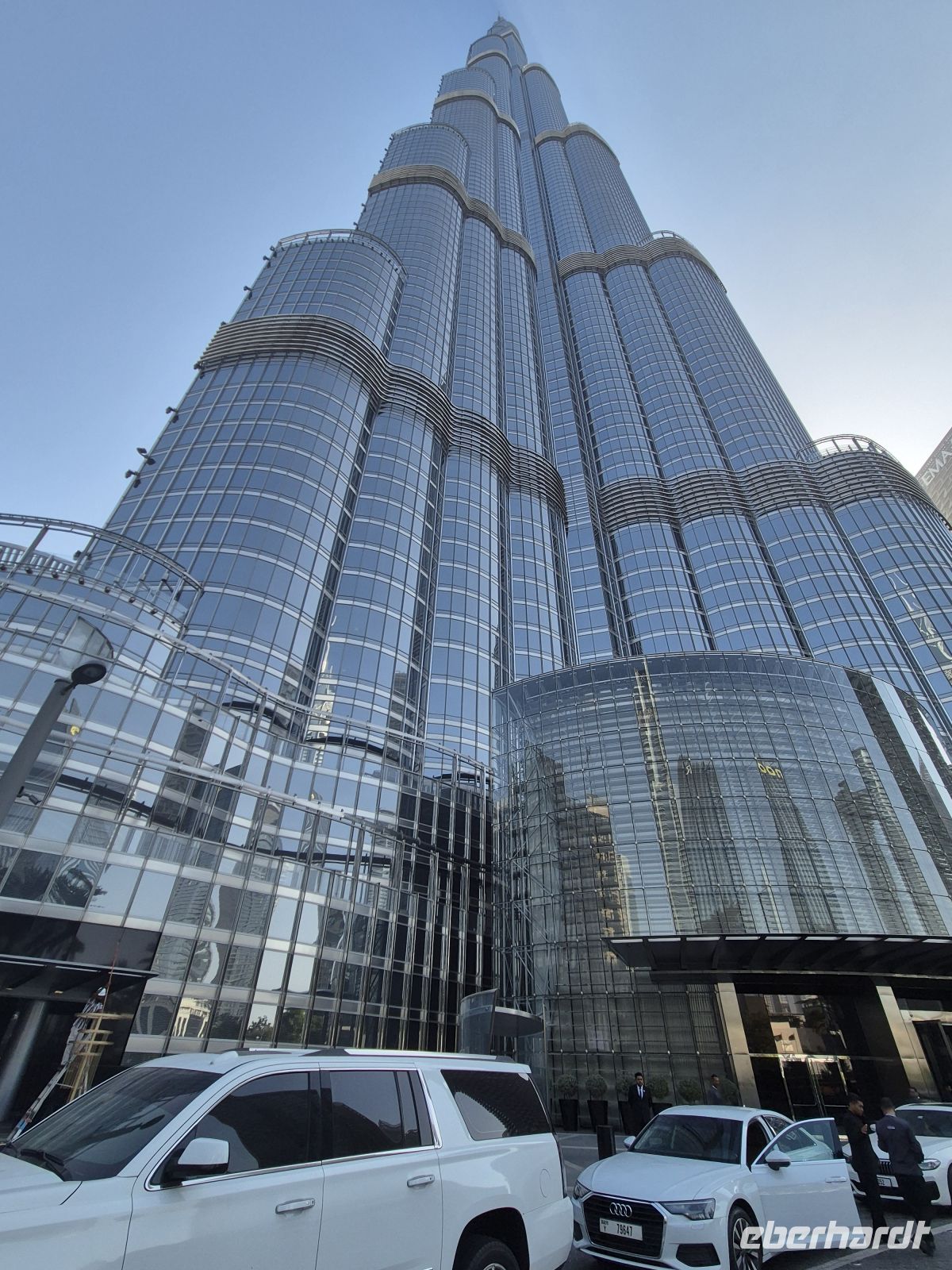 Burj Khalifa, Zugang zum Armani Hotel