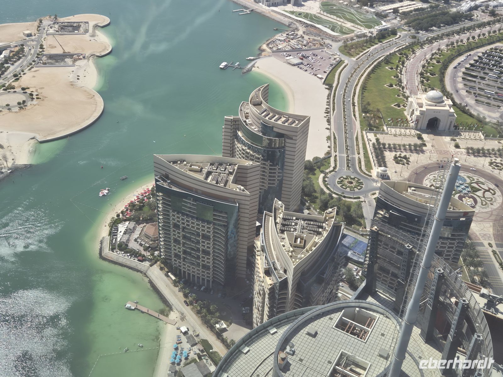 Ausblick von den Etihad Towers auf unser Hotel