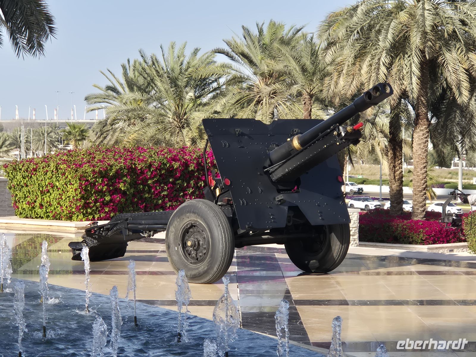 Kanone für das Fastenbrechen an der Sheikh Zayed Grand-Moschee 