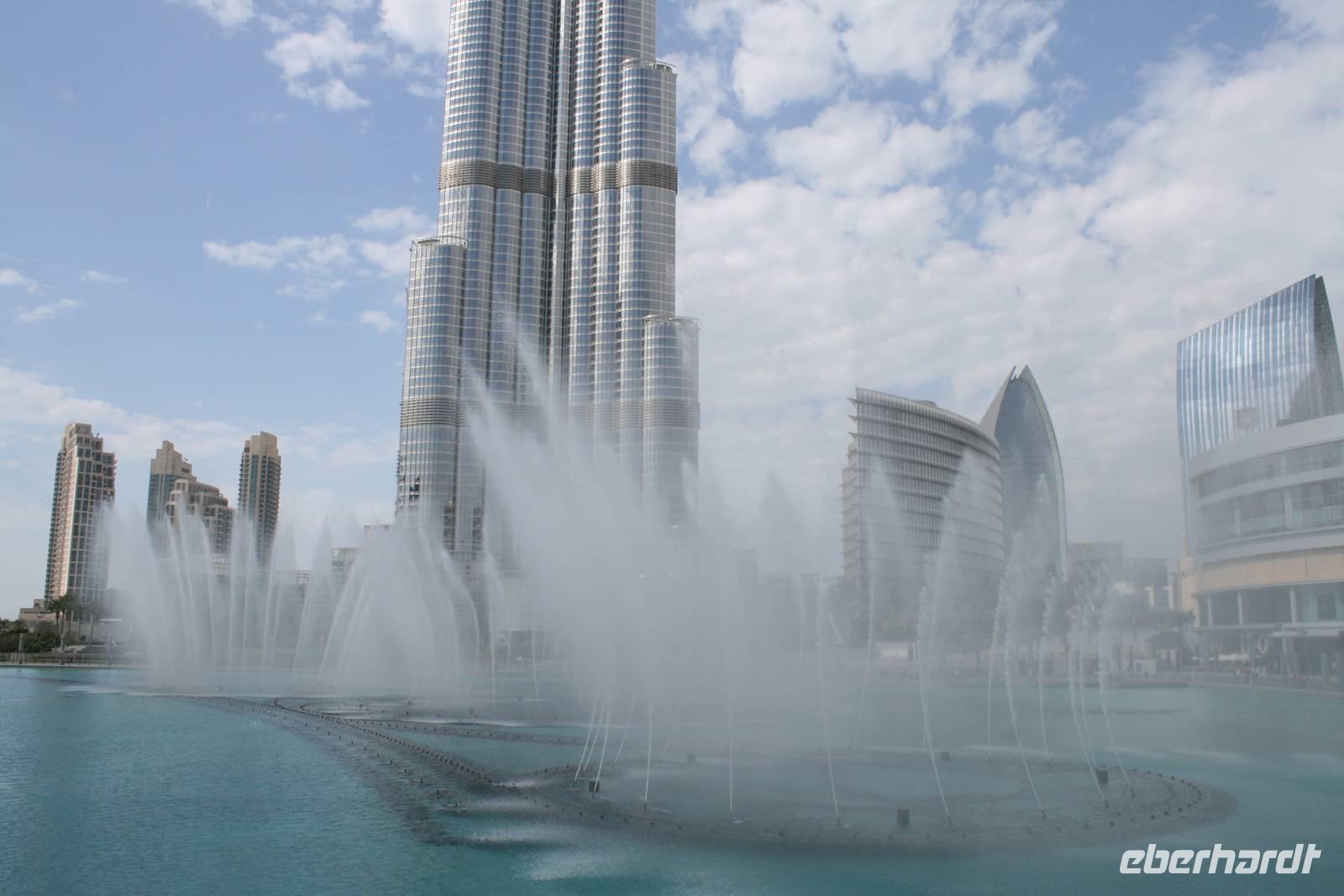 0122 Wasserspiele am Burj Khalifa