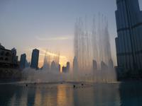 Dubai Fountain und Burj Khalifa