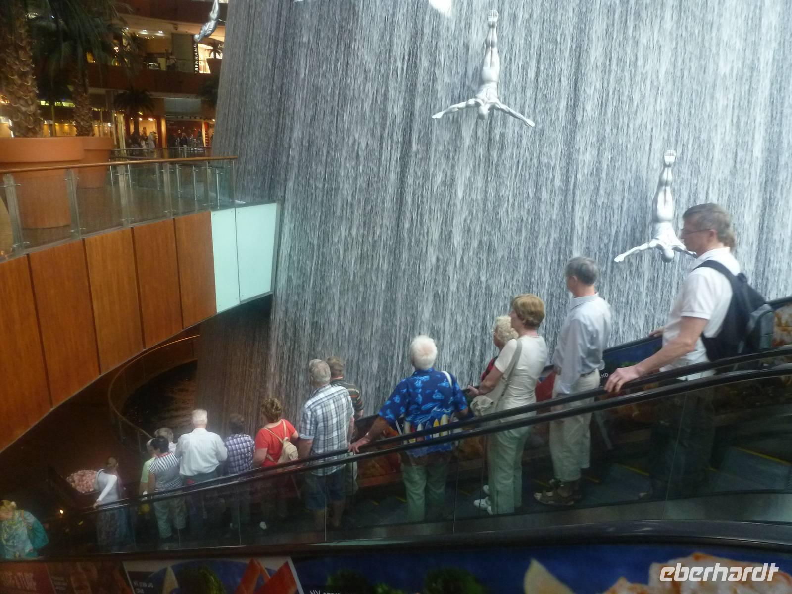 Wasserfall in der Dubai Mall