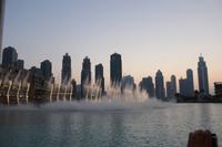 Wasserspiele vor dem Burj Kahlifa