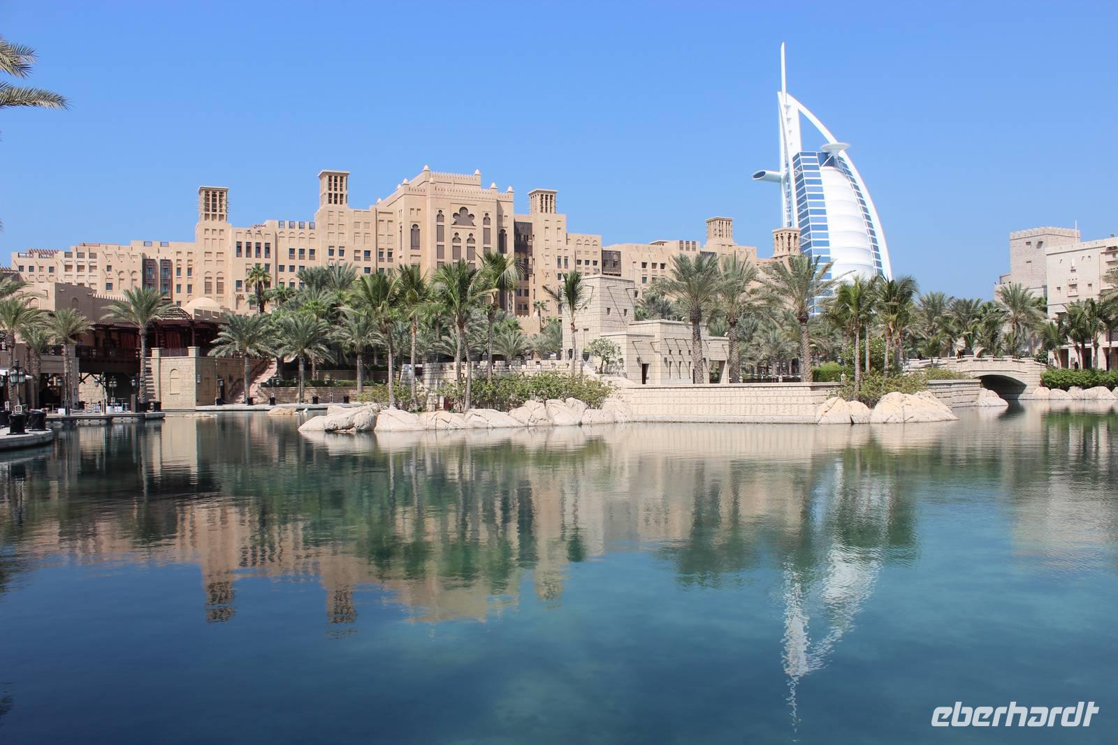 Panoramablick zum Burj al Arab