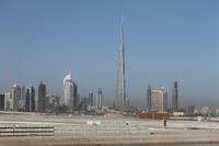 Busfahrt nach Al Ain - Sykline von Dubai