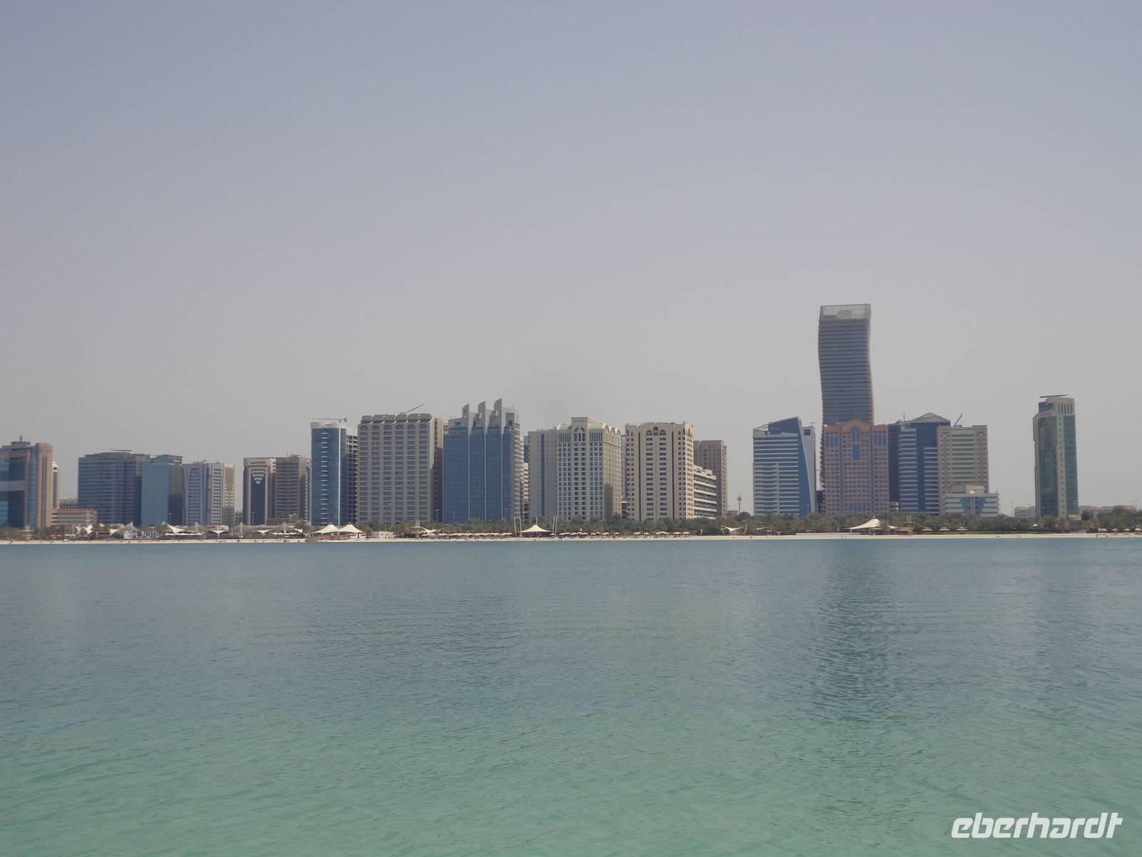 Skyline von Abu Dhabi (3)