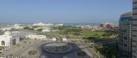 Blick vom Hotel auf Präsidentenpalast Qasr al Watan und Emirates Palace