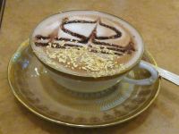 Capuccino mit Gold